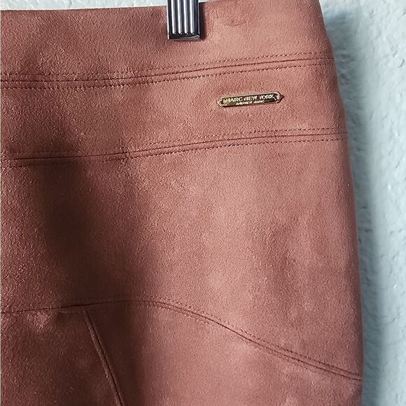 ANDREW MARC faux suede  Pencil Skirt full control waistband maeve color - Picture 2 of 8